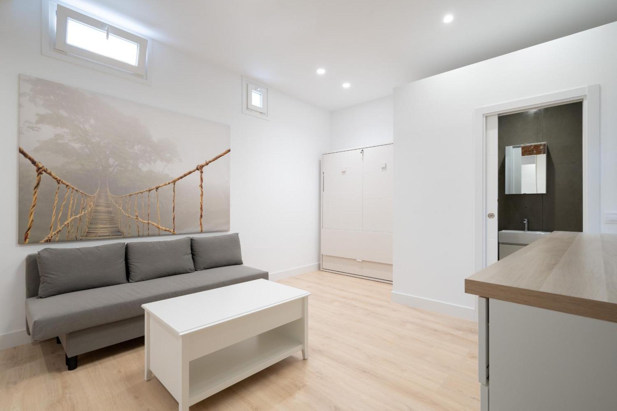 Loft Para 4 Personas En Cuatro Caminos Alquiler Temporal Madrid Exterior foto